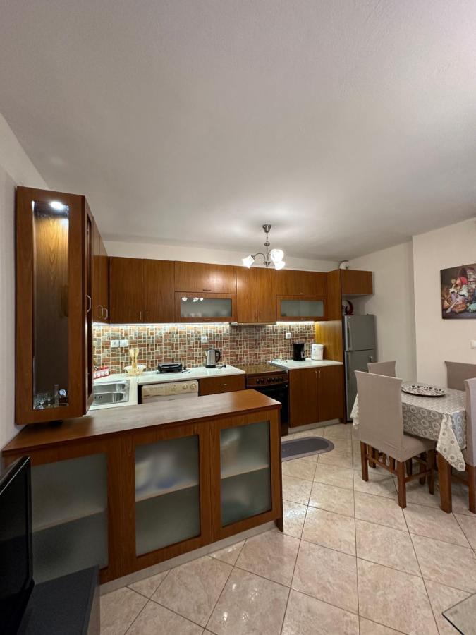 B&S Saranda Apartment المظهر الخارجي الصورة