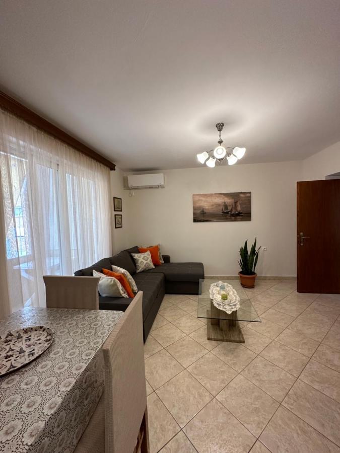 B&S Saranda Apartment المظهر الخارجي الصورة